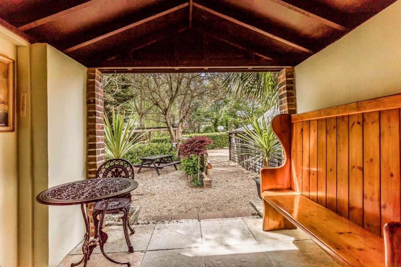 Hunston Mill Self Catering Dog Stay For Free Chichester Zewnętrze zdjęcie