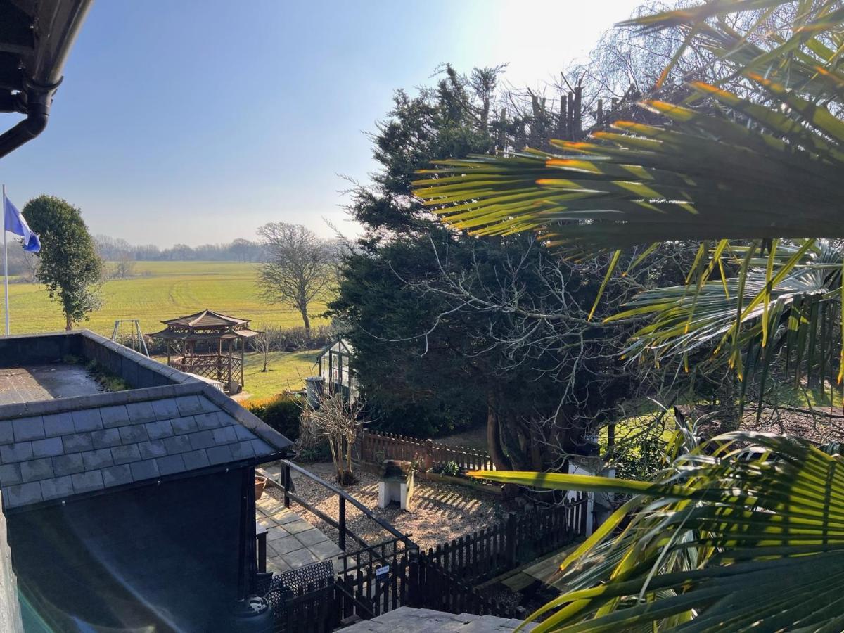 Hunston Mill Self Catering Dog Stay For Free Chichester Zewnętrze zdjęcie