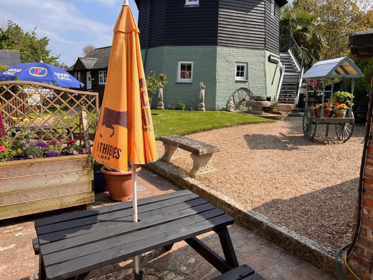 Hunston Mill Self Catering Dog Stay For Free Chichester Zewnętrze zdjęcie